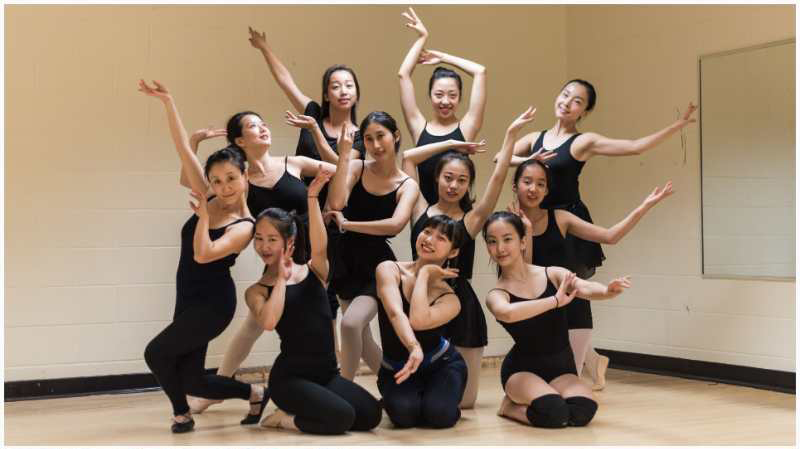 东方舞韵—跟你到天边 写在渥太华东方舞蹈团建团30周年大型文艺晚会前